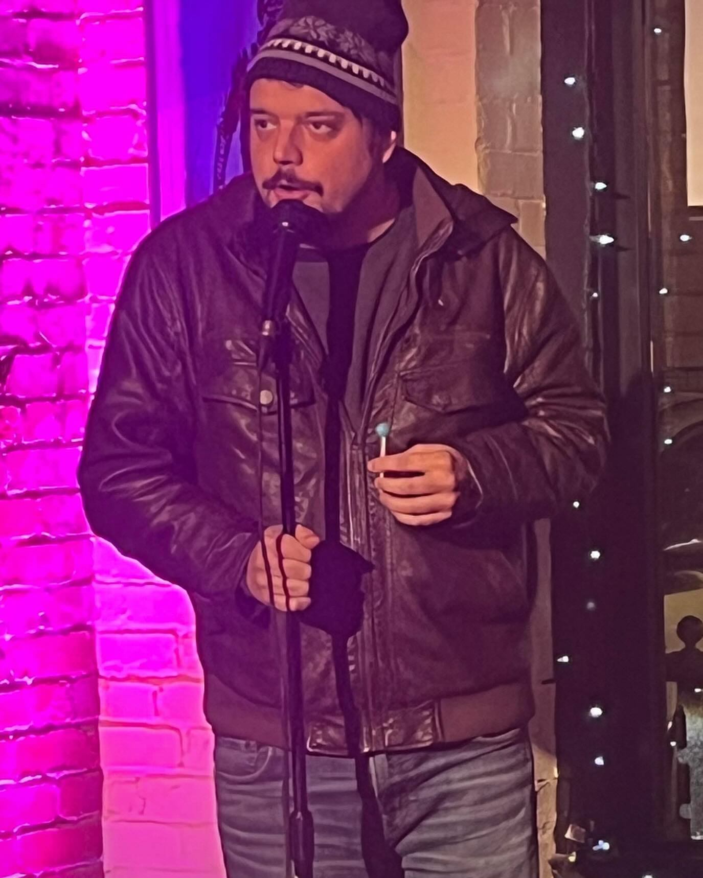 shows background image